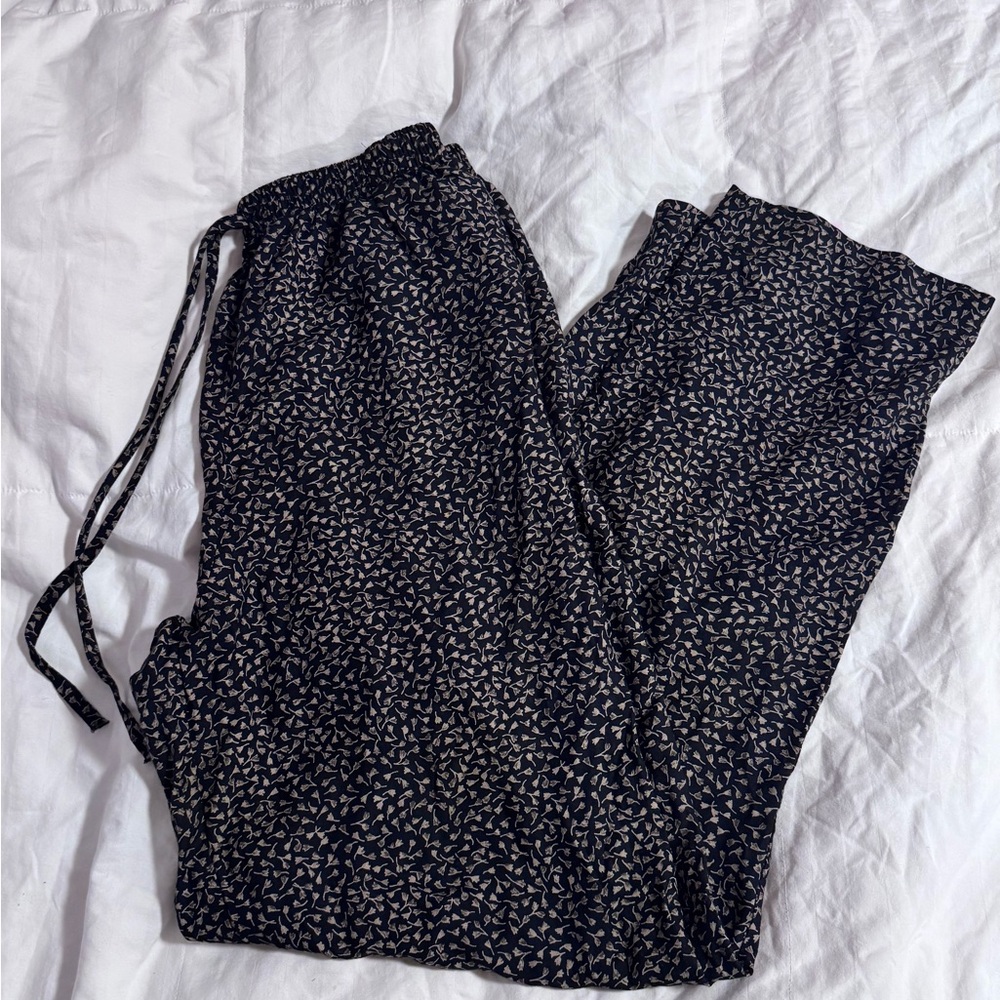 Van Heusen Black and Tan Patterned Pants